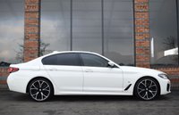 USED 2020 BMW 5 SERIES 3.0 530D XDRIVE M SPORT MHEV 4d 282 BHP REAR TV / SUNROOF / LASERLIGHT