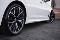 USED 2020 BMW 5 SERIES 3.0 530D XDRIVE M SPORT MHEV 4d 282 BHP REAR TV / SUNROOF / LASERLIGHT