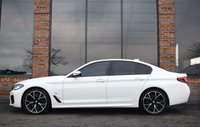 USED 2020 BMW 5 SERIES 3.0 530D XDRIVE M SPORT MHEV 4d 282 BHP REAR TV / SUNROOF / LASERLIGHT