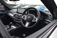 USED 2020 BMW 5 SERIES 3.0 530D XDRIVE M SPORT MHEV 4d 282 BHP REAR TV / SUNROOF / LASERLIGHT