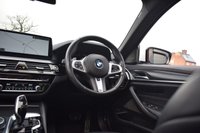 USED 2020 BMW 5 SERIES 3.0 530D XDRIVE M SPORT MHEV 4d 282 BHP REAR TV / SUNROOF / LASERLIGHT