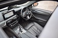 USED 2020 BMW 5 SERIES 3.0 530D XDRIVE M SPORT MHEV 4d 282 BHP REAR TV / SUNROOF / LASERLIGHT