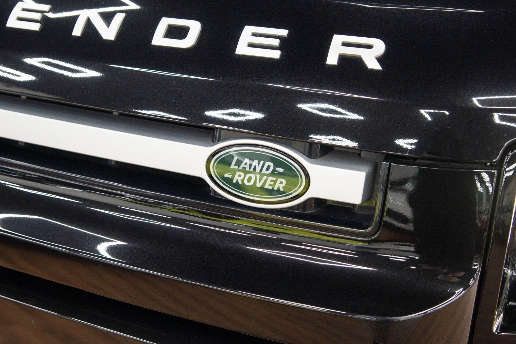 USED 2021 21 LAND ROVER DEFENDER 3.0 SE MHEV 