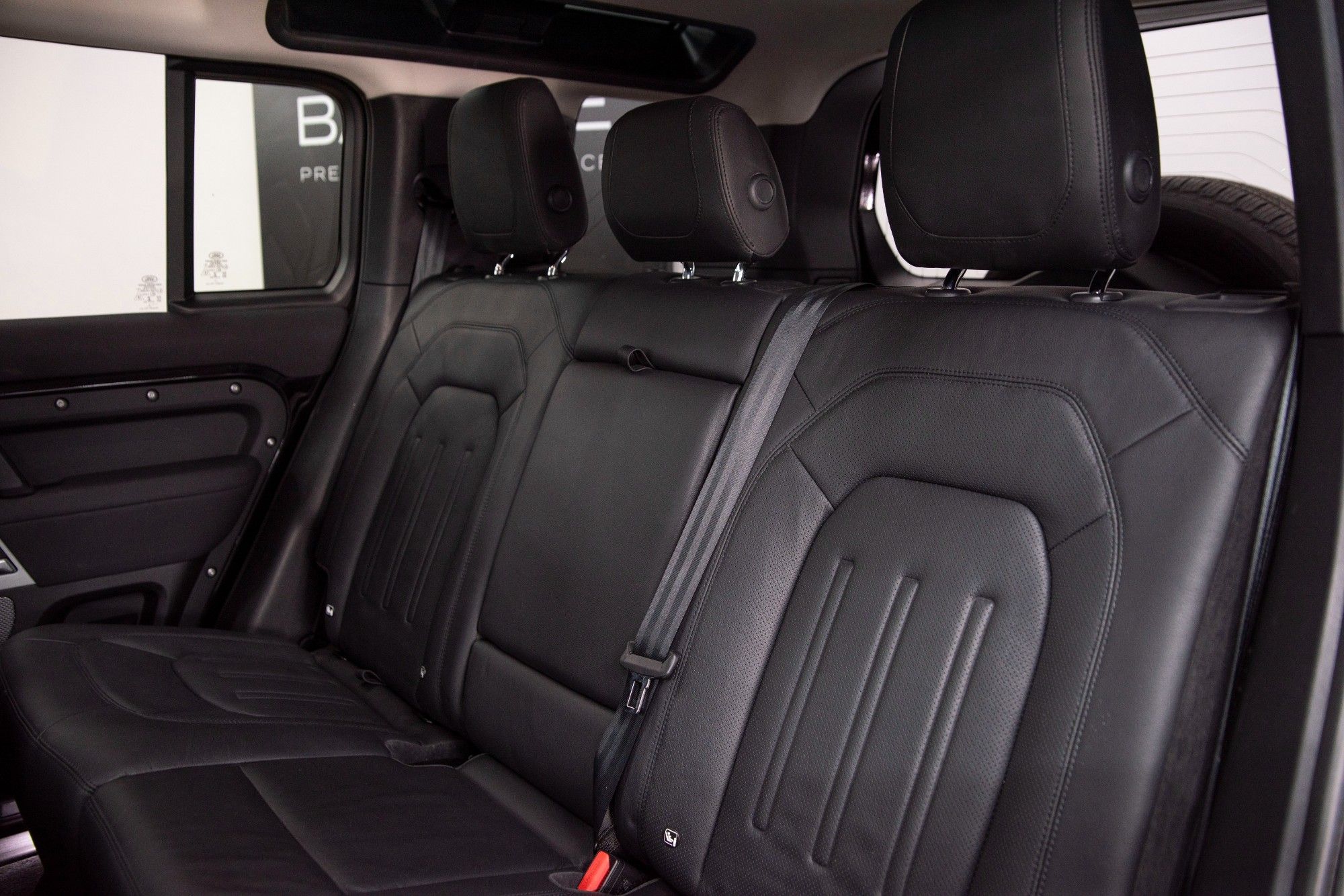 USED 2021 21 LAND ROVER DEFENDER 3.0 SE MHEV 