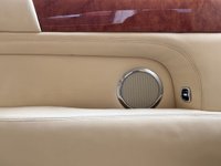 USED 2006 56 BENTLEY AZURE 6.8 AZURE 2d 451 BHP Well-Specified Azure with 39,000 From New + Just been serviced at Bentley Manchester + Silver Lake Blue Over Cream Leather + Desirable Second Generation Azure With 6.75 Litre Twin-Turbo Engine