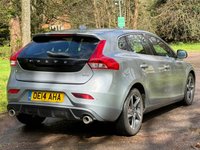 USED 2014 14 VOLVO V40 2.0 D3 R-DESIGN LUX NAV 5d 148 BHP 