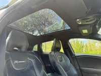 USED 2014 14 VOLVO V40 2.0 D3 R-DESIGN LUX NAV 5d 148 BHP 