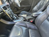 USED 2014 14 VOLVO V40 2.0 D3 R-DESIGN LUX NAV 5d 148 BHP 