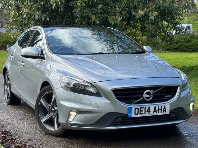 2014 14 Volvo V40 2.0 D3 R-DESIGN LUX NAV 5d 148 BHP