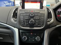 USED 2015 15 VAUXHALL ZAFIRA TOURER 1.4i Turbo Tech Line MPV 5dr Petrol Manual Euro 6 (140 ps) Nav,Cruise,P.Sensors,DAB