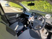 USED 2013 63 TOYOTA AYGO 1.0 VVT-I MOVE WITH STYLE 5d 68 BHP 10 MAIN DEALER SERVICES