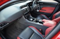 USED 2016 66 JAGUAR XE 3.0 S 4d 335 BHP PAN ROOF / MERIDIAN / BLACK PK