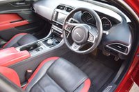 USED 2016 66 JAGUAR XE 3.0 S 4d 335 BHP PAN ROOF / MERIDIAN / BLACK PK