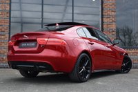 USED 2016 66 JAGUAR XE 3.0 S 4d 335 BHP PAN ROOF / MERIDIAN / BLACK PK