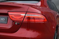USED 2016 66 JAGUAR XE 3.0 S 4d 335 BHP PAN ROOF / MERIDIAN / BLACK PK
