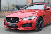 USED 2016 66 JAGUAR XE 3.0 S 4d 335 BHP PAN ROOF / MERIDIAN / BLACK PK