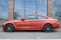 USED 2018 68 BMW M4 3.0 M4 COMPETITION 2d 444 BHP HEADS UP DISPLAY / CARBON INT