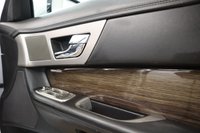 USED 2010 J JAGUAR XF 3.0 V6 PREMIUM LUXURY 4d 240 BHP With a great service record and low miles for a 2010 plate.