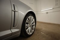 USED 2010 J JAGUAR XF 3.0 V6 PREMIUM LUXURY 4d 240 BHP With a great service record and low miles for a 2010 plate.