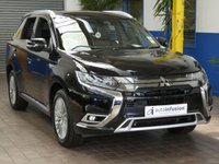 USED 2019 69 MITSUBISHI OUTLANDER 2.4 PHEV EXCEED SAFETY 5d 222 BHP SAT NAV HEATED LEATHER REAR CAMERA PARKING SENSORS. EXCELLENT SERVICE HISTORY MITSUBISHI WARRANTY DEC 2024