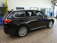 USED 2019 69 MITSUBISHI OUTLANDER 2.4 PHEV EXCEED SAFETY 5d 222 BHP SAT NAV HEATED LEATHER REAR CAMERA PARKING SENSORS. EXCELLENT SERVICE HISTORY MITSUBISHI WARRANTY DEC 2024