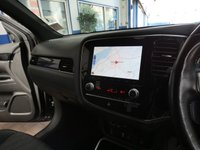 USED 2019 69 MITSUBISHI OUTLANDER 2.4 PHEV EXCEED SAFETY 5d 222 BHP SAT NAV HEATED LEATHER REAR CAMERA PARKING SENSORS. EXCELLENT SERVICE HISTORY MITSUBISHI WARRANTY DEC 2024