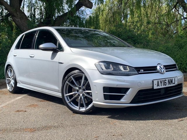 View our VOLKSWAGEN GOLF