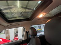 USED 2011 11 MINI COUNTRYMAN 1.6L COOPER 5d 122 BHP Panoramic Roof, CHILI Pack