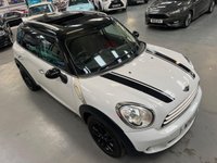 USED 2011 11 MINI COUNTRYMAN 1.6L COOPER 5d 122 BHP Panoramic Roof, CHILI Pack