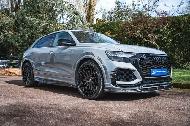 View our AUDI Q8