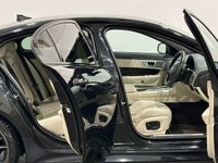 USED 2015 65 JAGUAR XF 3.0 D V6 S PORTFOLIO 4d 275 BHP 