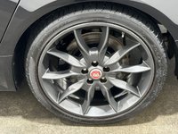 USED 2015 65 JAGUAR XF 3.0 D V6 S PORTFOLIO 4d 275 BHP 