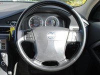 USED 2009 09 VOLVO XC70 2.4 D5 SE AWD 5d 183 BHP www.suffolkcarcentre.co.uk - Located at Ilketshall