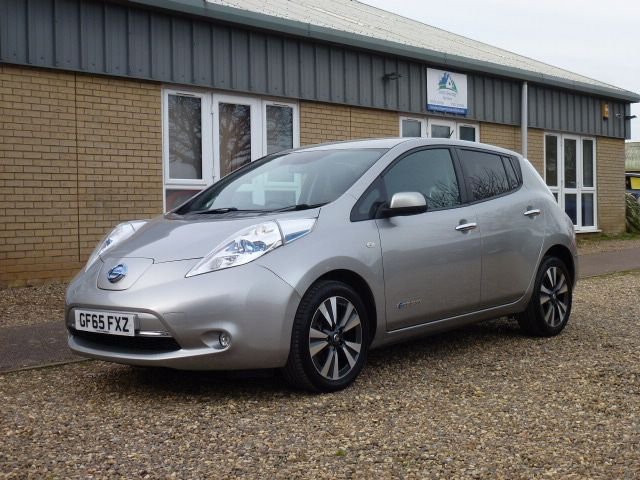 2015 65 Nissan Leaf TEKNA 5d 109 BHP