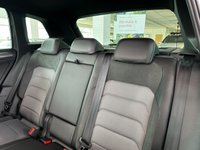 USED 2020 69 VOLKSWAGEN TIGUAN 1.5 R-LINE TECH TSI EVO DSG 5d 148 BHP SPORT SEATS - 20" ALLOY WHEELS - SAT NAV - DSG GERBOX - PANORAMIC GLASS ROOF - PARKING SENSORS