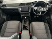 USED 2020 69 VOLKSWAGEN TIGUAN 1.5 R-LINE TECH TSI EVO DSG 5d 148 BHP SPORT SEATS - 20" ALLOY WHEELS - SAT NAV - DSG GERBOX - PANORAMIC GLASS ROOF - PARKING SENSORS