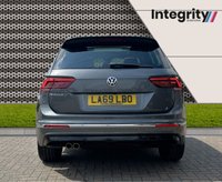 USED 2020 69 VOLKSWAGEN TIGUAN 1.5 R-LINE TECH TSI EVO DSG 5d 148 BHP SPORT SEATS - 20" ALLOY WHEELS - SAT NAV - DSG GERBOX - PANORAMIC GLASS ROOF - PARKING SENSORS