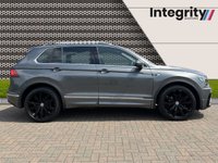 USED 2020 69 VOLKSWAGEN TIGUAN 1.5 R-LINE TECH TSI EVO DSG 5d 148 BHP SPORT SEATS - 20" ALLOY WHEELS - SAT NAV - DSG GERBOX - PANORAMIC GLASS ROOF - PARKING SENSORS