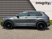 USED 2020 69 VOLKSWAGEN TIGUAN 1.5 R-LINE TECH TSI EVO DSG 5d 148 BHP SPORT SEATS - 20" ALLOY WHEELS - SAT NAV - DSG GERBOX - PANORAMIC GLASS ROOF - PARKING SENSORS