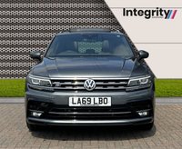 USED 2020 69 VOLKSWAGEN TIGUAN 1.5 R-LINE TECH TSI EVO DSG 5d 148 BHP SPORT SEATS - 20" ALLOY WHEELS - SAT NAV - DSG GERBOX - PANORAMIC GLASS ROOF - PARKING SENSORS