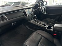 USED 2017 67 PORSCHE MACAN 2.0 PDK 5d 248 BHP 21" Alloys - PDK Gearbox - Satellite Navigation - Leather Seats - Electric Windows