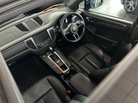 USED 2017 67 PORSCHE MACAN 2.0 PDK 5d 248 BHP 21" Alloys - PDK Gearbox - Satellite Navigation - Leather Seats - Electric Windows