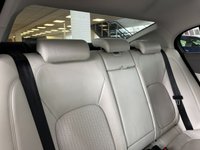 USED 2016 16 JAGUAR XE 2.0 PORTFOLIO 4d 178 BHP Automatic - Leather Seats - Alloy Wheels - Navigation - Parking Sensors
