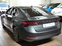 USED 2021 21 SKODA OCTAVIA 1.4 SE L TSI DSG 5d 202 BHP SAT NAV ANDROID APPLE CARPLAY PART LEATHER PARKING SENSORS EURO 6 CAZ AND ULEZ COMPLIANT PETROL PLUG IN HYBRID 1 OWNER SERVICE HISTORY