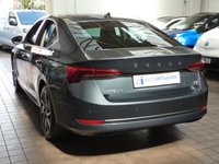 USED 2021 21 SKODA OCTAVIA 1.4 SE L TSI DSG 5d 202 BHP SAT NAV ANDROID APPLE CARPLAY PART LEATHER PARKING SENSORS EURO 6 CAZ AND ULEZ COMPLIANT PETROL PLUG IN HYBRID 1 OWNER SERVICE HISTORY