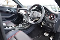 USED 2017 67 MERCEDES-BENZ CLA 2.0 AMG CLA 45 4MATIC 4d 375 BHP PAN ROOF / CUSTOM AUDIO SYSTEM