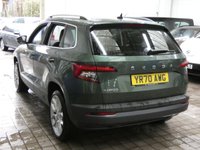 USED 2020 70 SKODA KAROQ 1.5 SE L TSI DSG 5d 148 BHP SAT NAV PART LEATHER REAR VIEW CAMERA CRUISE CONTROL PARKING SENSORS GENUINE LOW MILES 1 OWNER SERVICE HISTORY 6 MONTHS GOLD WARRANTY