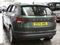 USED 2020 70 SKODA KAROQ 1.5 SE L TSI DSG 5d 148 BHP SAT NAV PART LEATHER REAR VIEW CAMERA CRUISE CONTROL PARKING SENSORS GENUINE LOW MILES 1 OWNER SERVICE HISTORY 6 MONTHS GOLD WARRANTY