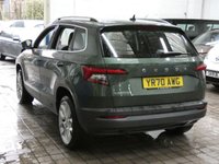 USED 2020 70 SKODA KAROQ 1.5 SE L TSI DSG 5d 148 BHP SAT NAV PART LEATHER REAR VIEW CAMERA CRUISE CONTROL PARKING SENSORS GENUINE LOW MILES 1 OWNER SERVICE HISTORY 6 MONTHS GOLD WARRANTY