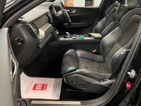 USED 2017 67 VOLVO XC60 2.0L T8 TWIN ENGINE R-DESIGN PRO AWD 5d AUTO 402 BHP PAN ROOF, Economy + Power